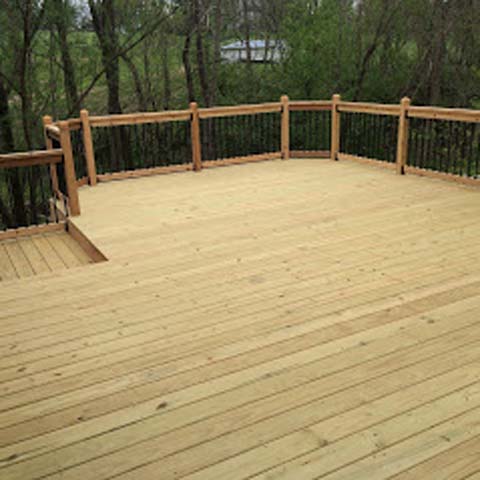 Deck with aluminum spindles 3